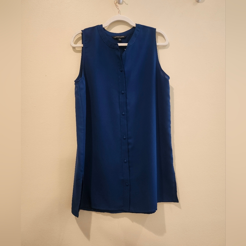 41 Hawthorn, size large blue